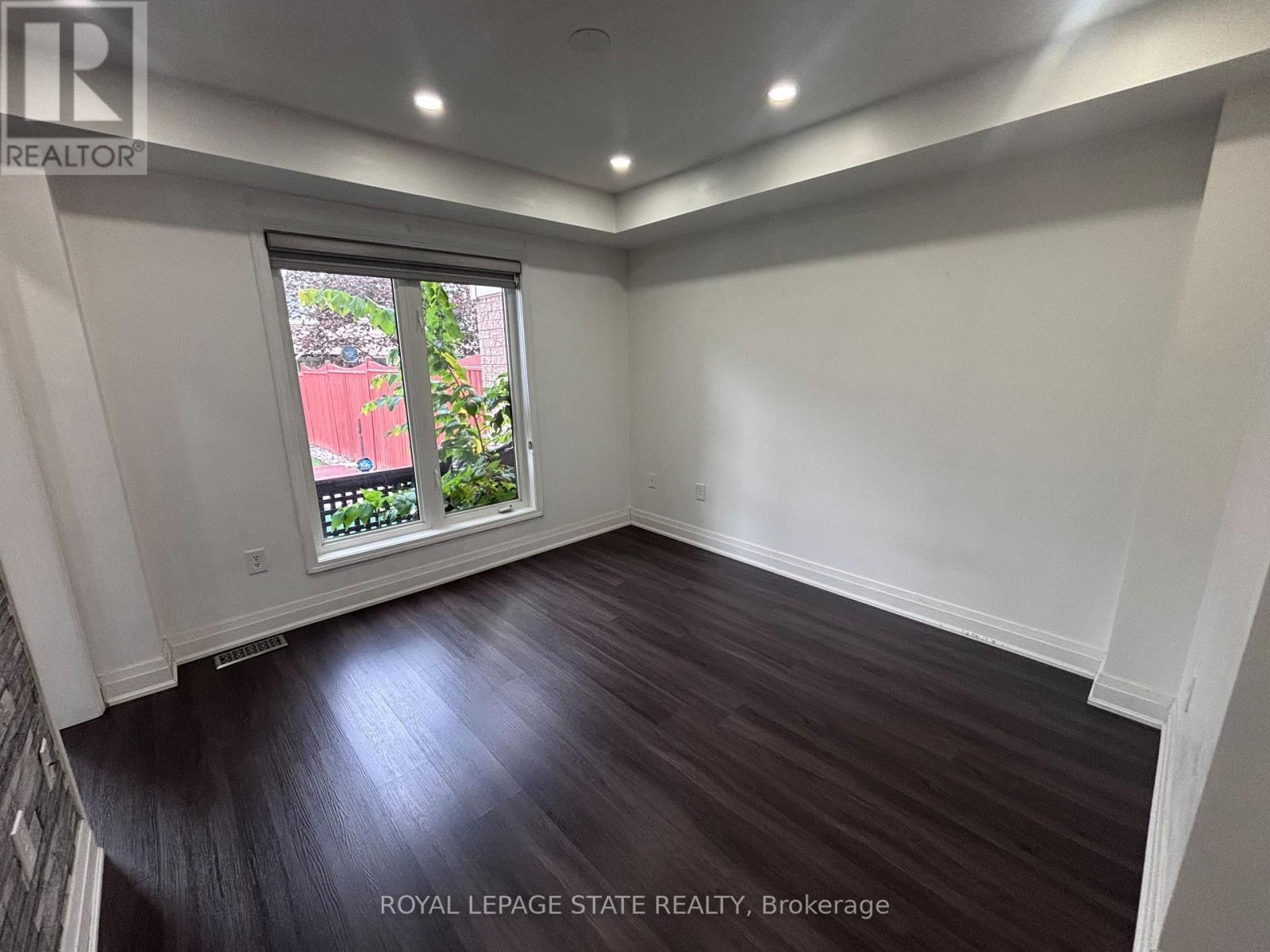 39 Newport Crescent — photo 7