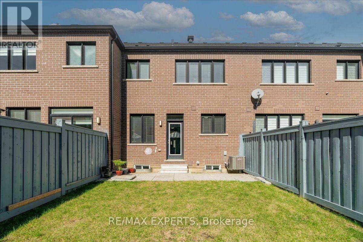 35 Landolfi Way, Bradford West Gwillimbury, ON photo 32
