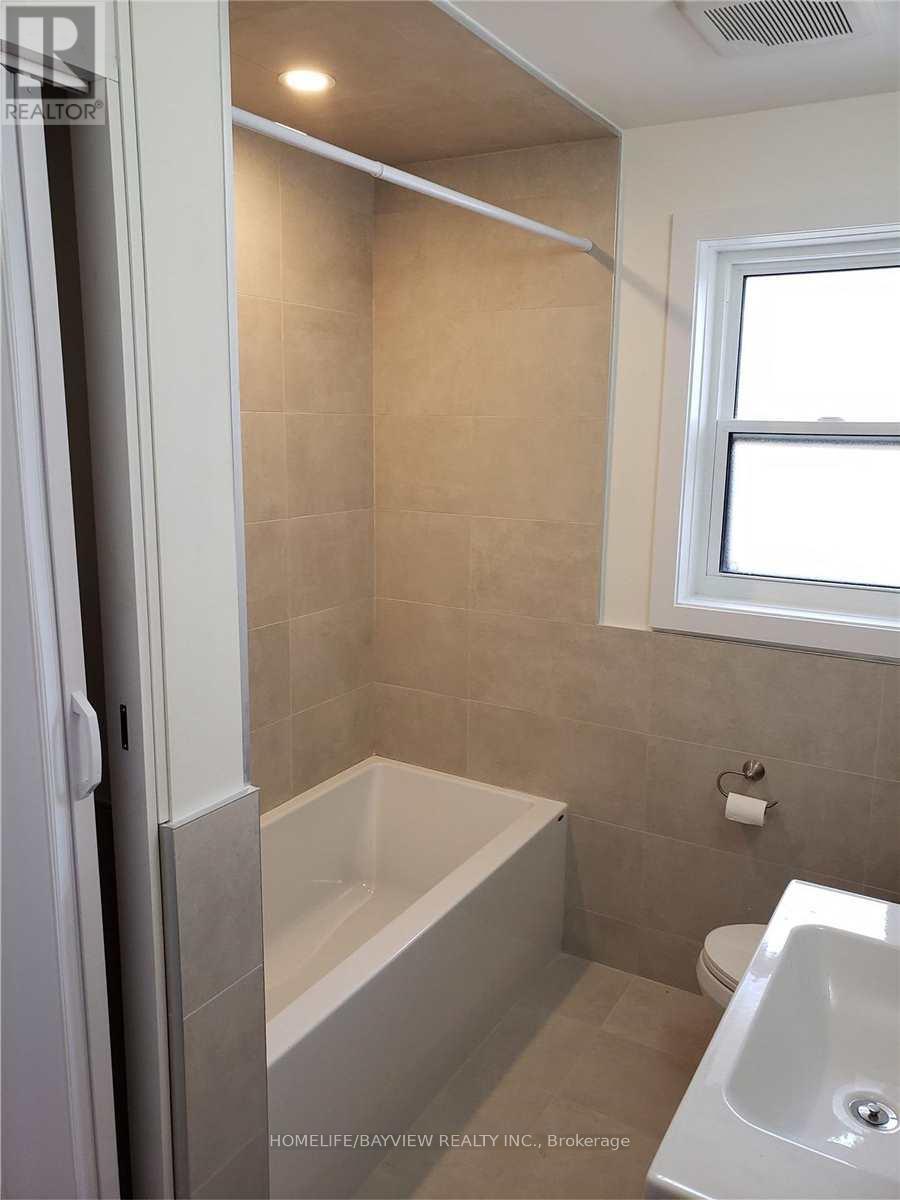 2401 Major Mackenzie Drive — photo 10
