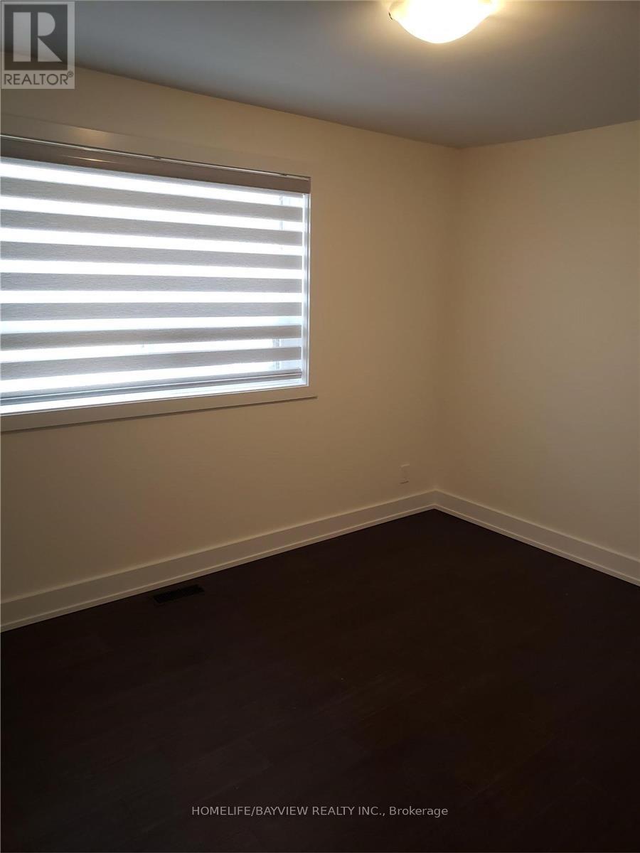 2401 Major Mackenzie Drive — photo 7