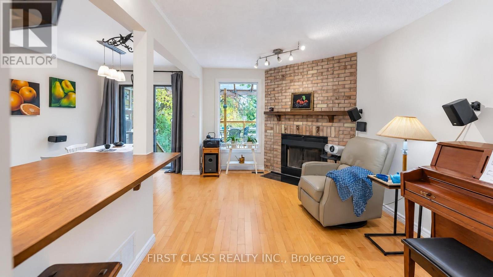 48 COTTONWOOD COURT - 10