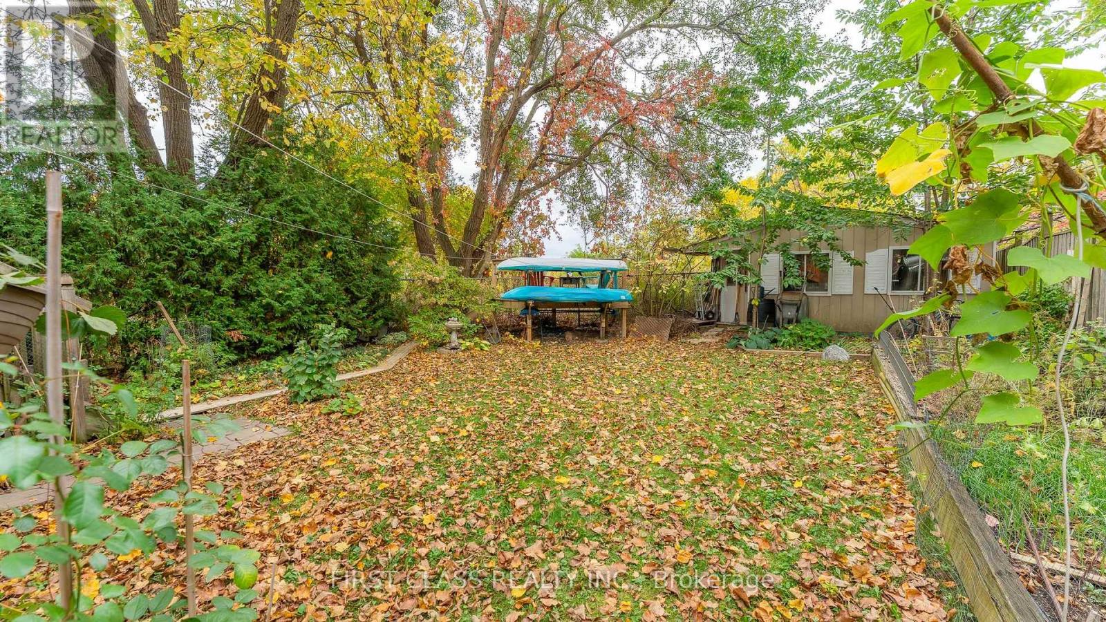 48 COTTONWOOD COURT - 39