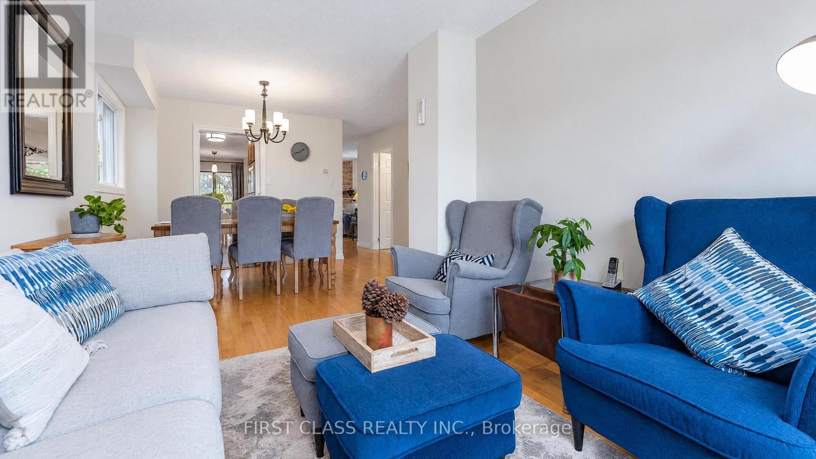 48 Cottonwood Court, Markham, ON photo 6