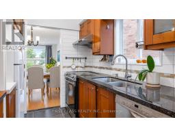 48 Cottonwood Court, Markham, ON L3T5X1 Photo 18
