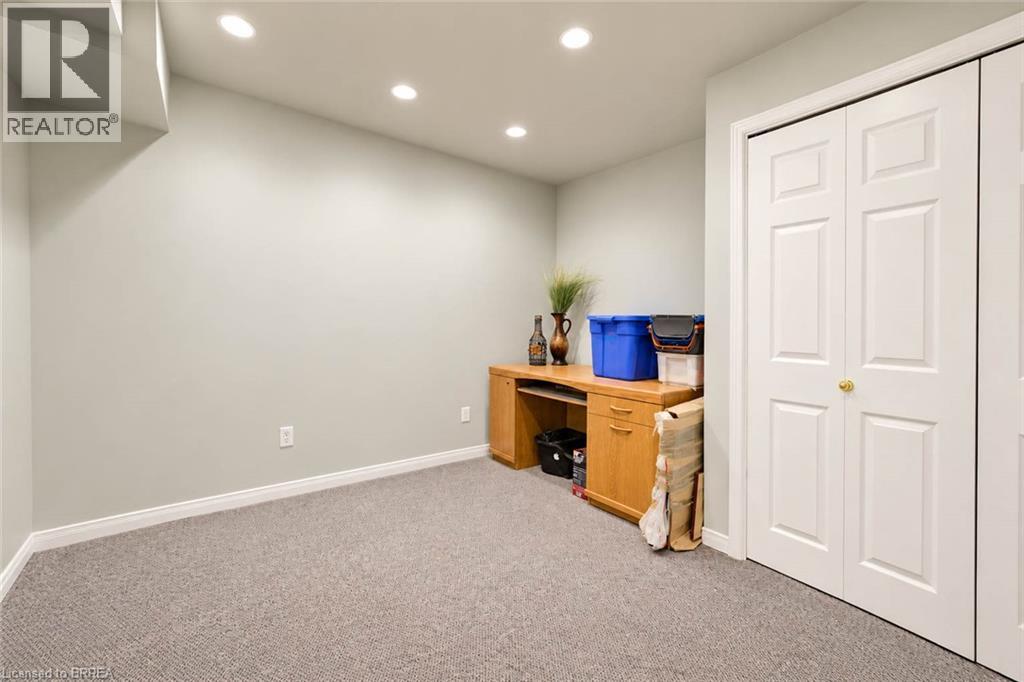 #1 10 COURTLAND Drive - 35