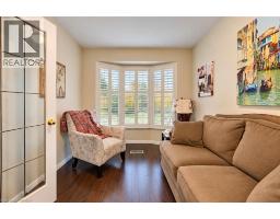 Living room - 10 Courtland Drive Unit# 1, Brantford, ON N3R7Y2 Photo 8