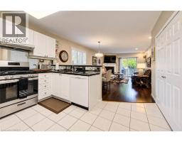Dining room - 10 Courtland Drive Unit# 1, Brantford, ON N3R7Y2 Photo 9