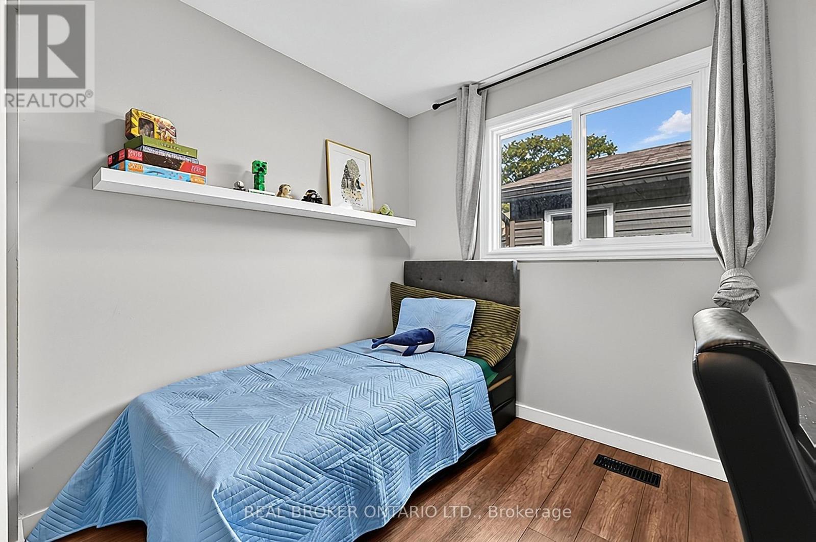 295 Crawford Street, Orillia, ON photo 10