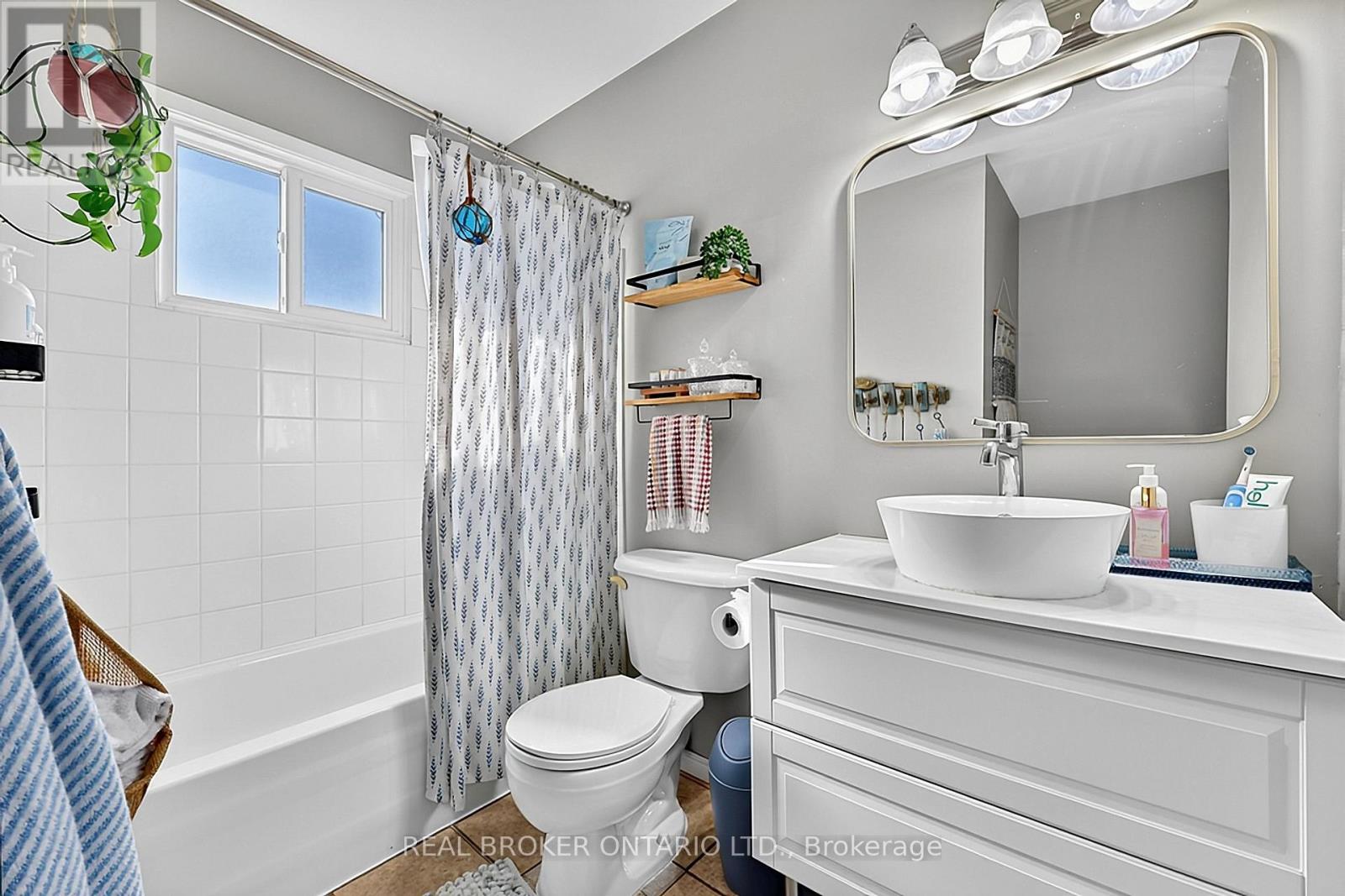 295 Crawford Street, Orillia, ON photo 11