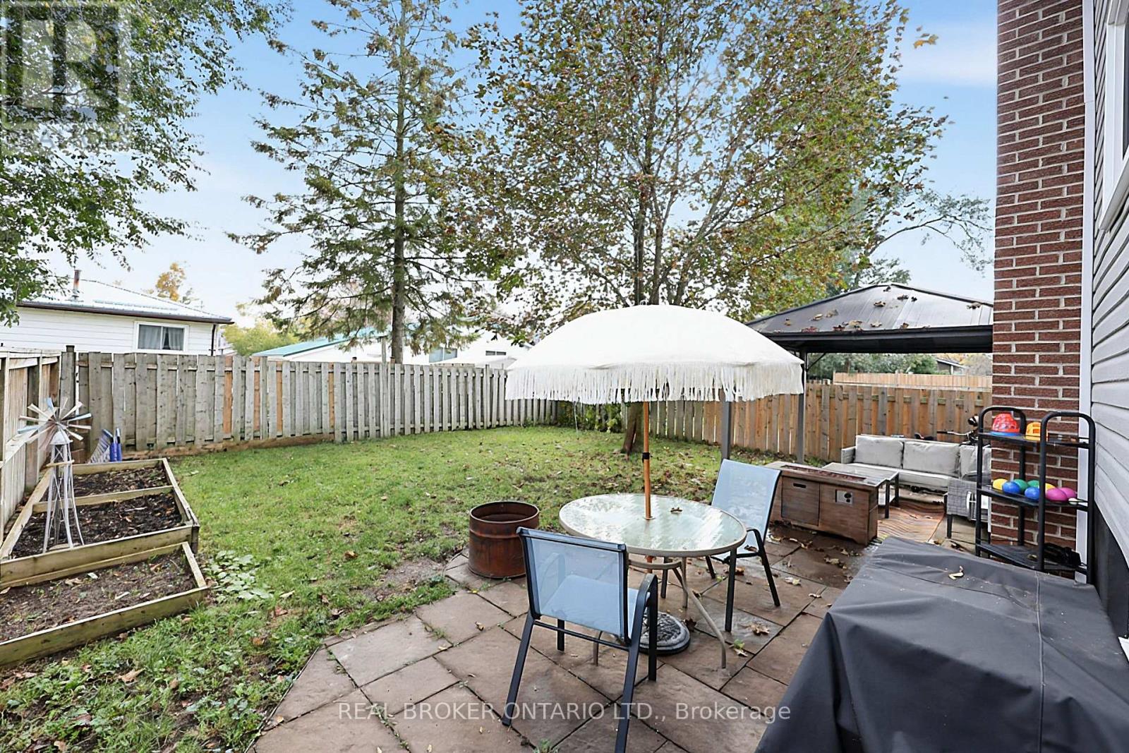 295 Crawford Street, Orillia, ON photo 14