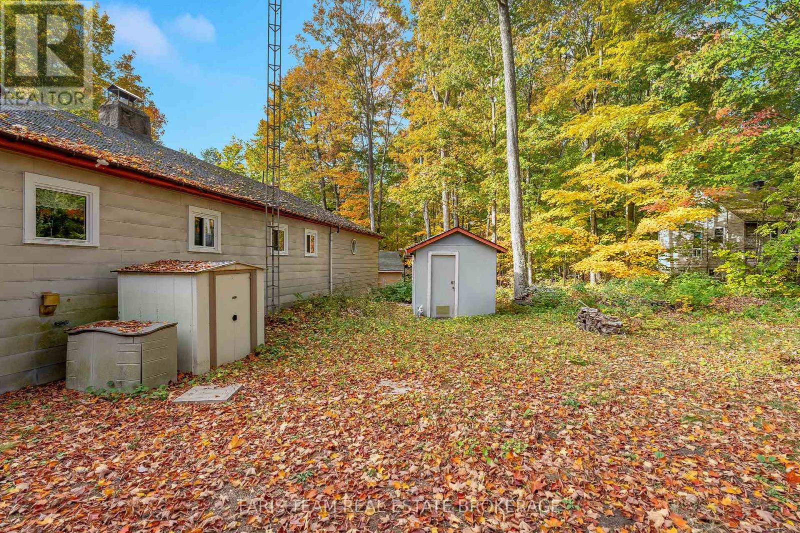 14 Chez Nous Avenue, Tiny, ON photo 22