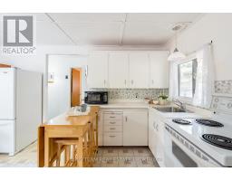 14 Chez Nous Avenue, Tiny, ON L9M0H5 Photo 8