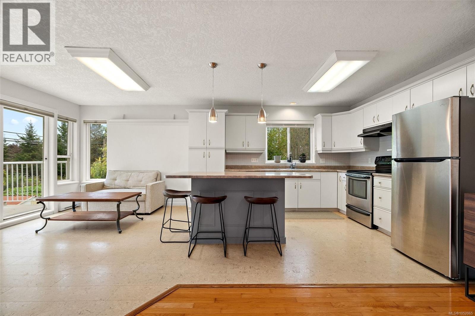  2421 Tanner Road, Central Saanich