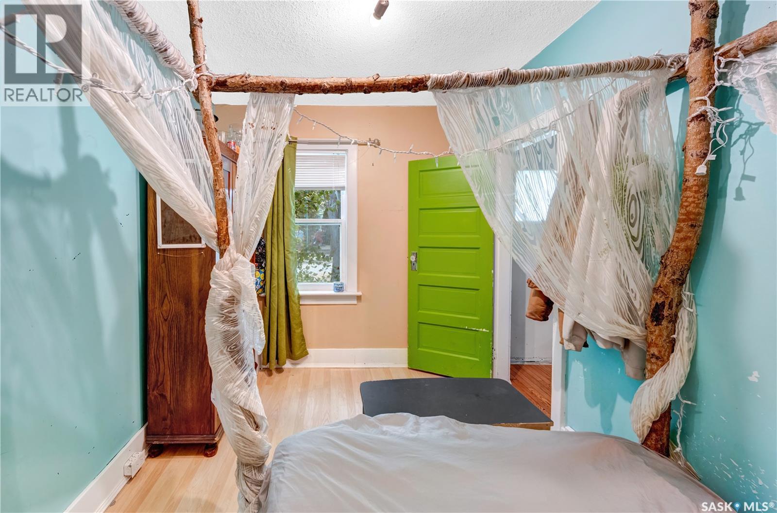 1407 C AVENUE N, Saskatoon — photo 4