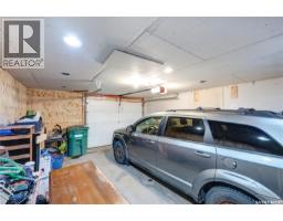 1407 C Avenue N, Saskatoon, SK S7L1K9 Photo 17