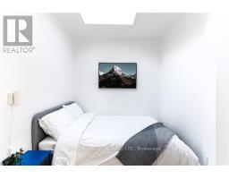 Upper - 278 Campbell Avenue, Toronto, ON M6P3V6 Photo 14