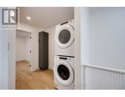 Upper - 278 Campbell Avenue, Toronto, ON M6P3V6 Photo 17