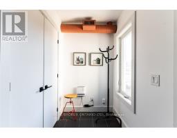 Upper - 278 Campbell Avenue, Toronto, ON M6P3V6 Photo 19