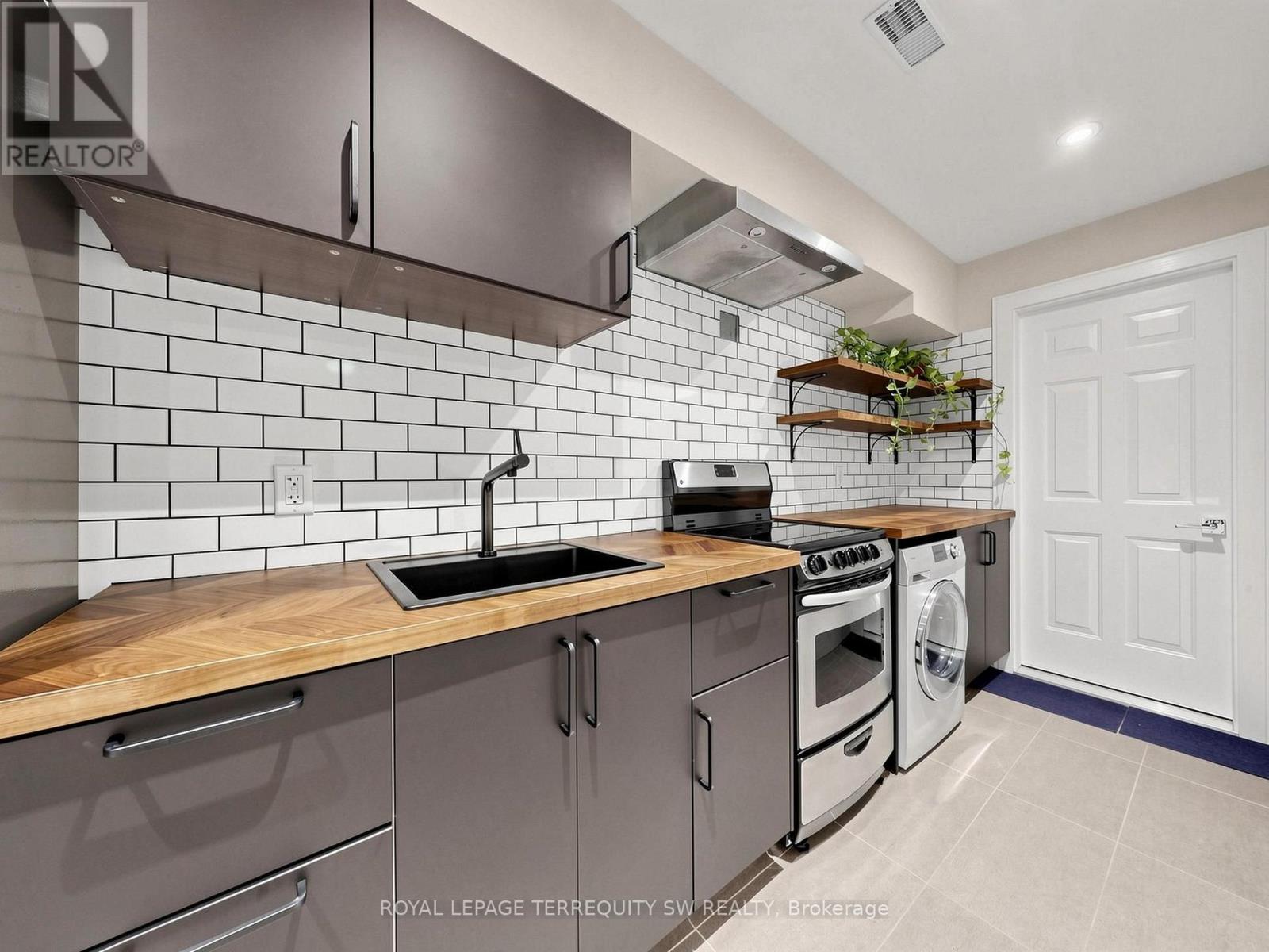 161B Locksley Avenue, Toronto, ON photo 24