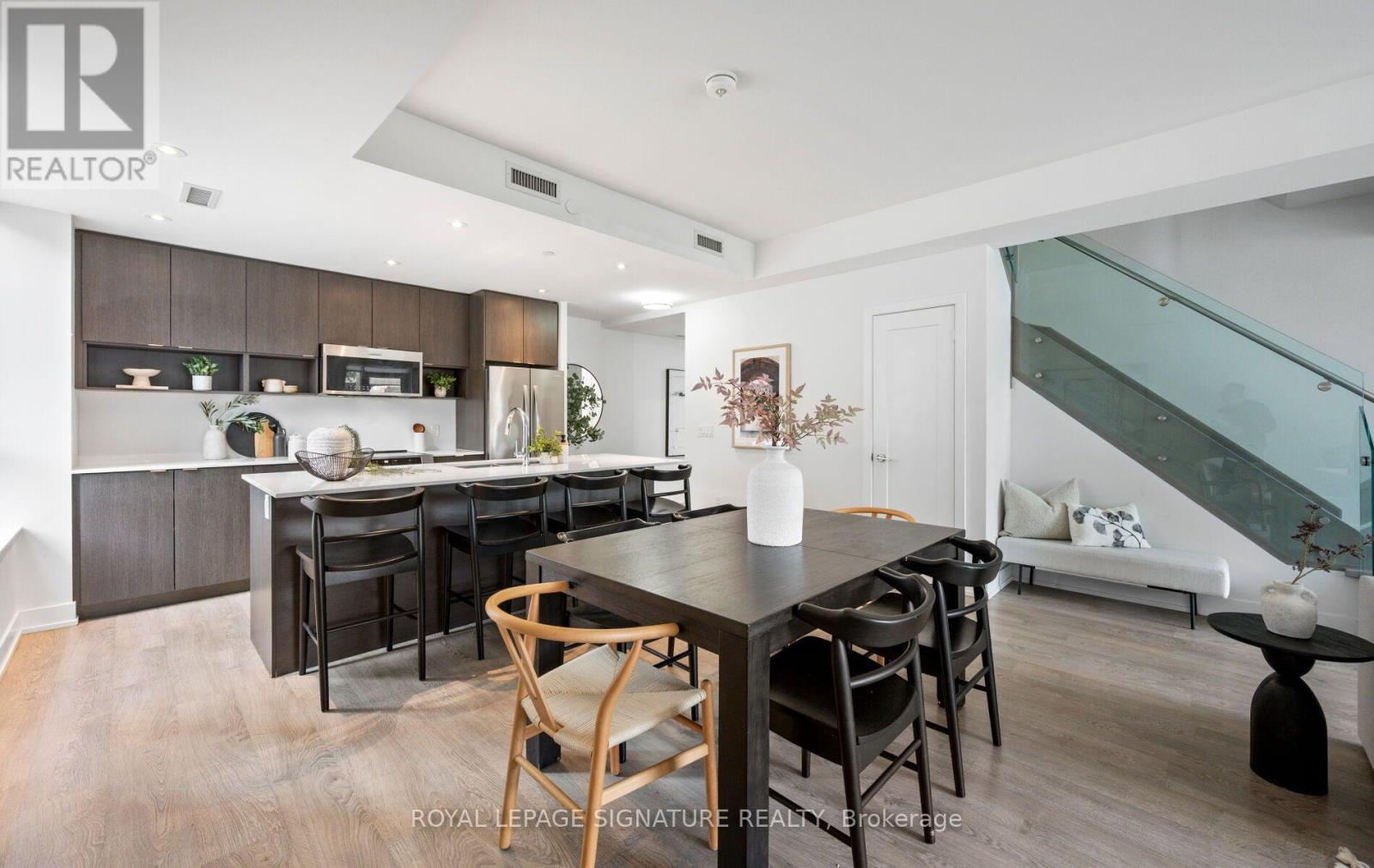 TH07- 9 Mabelle Avenue, Toronto, ON photo 15