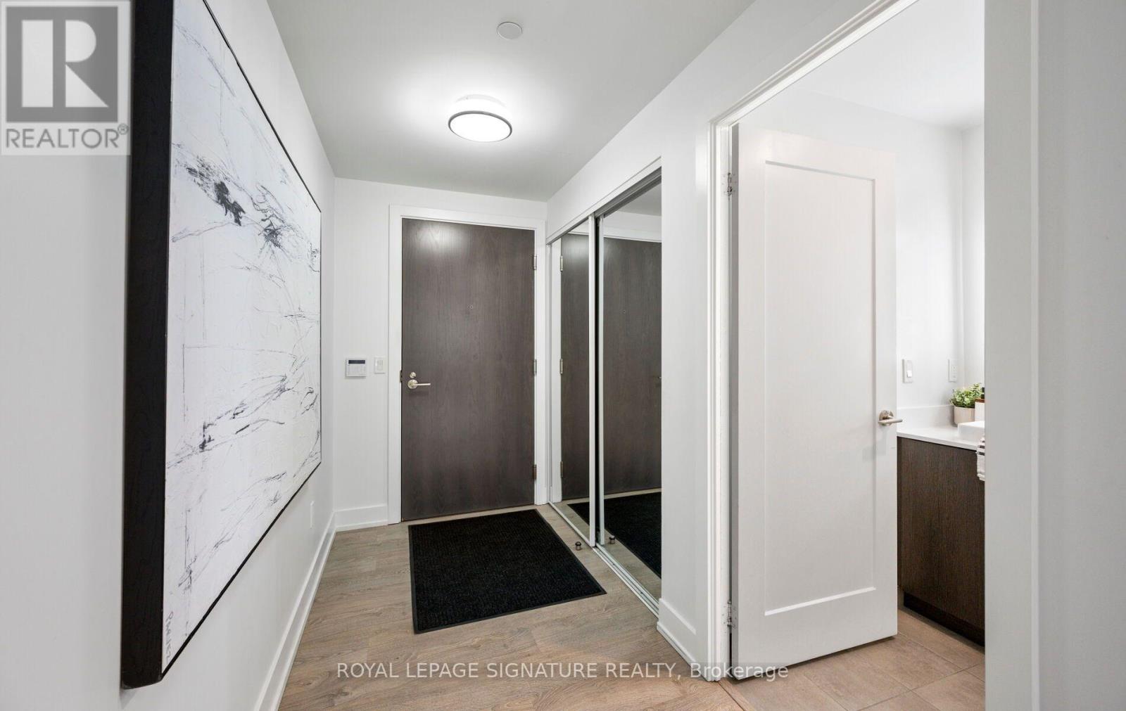 TH07- 9 Mabelle Avenue, Toronto, ON photo 26