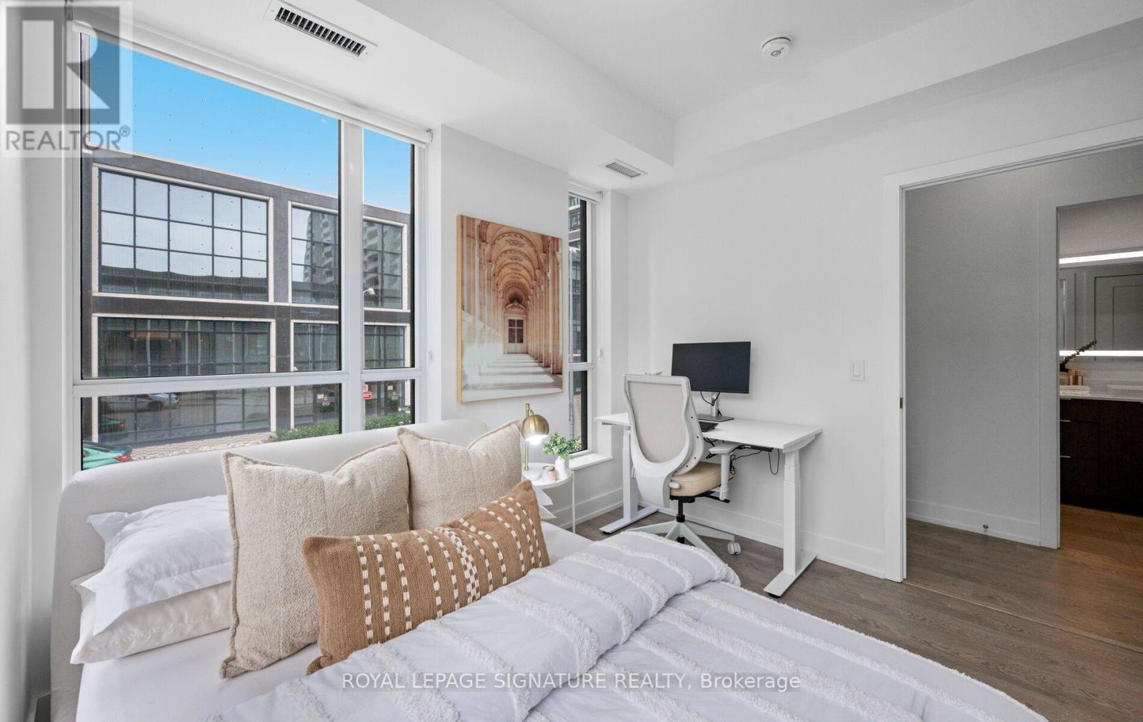 TH07- 9 Mabelle Avenue, Toronto, ON photo 43