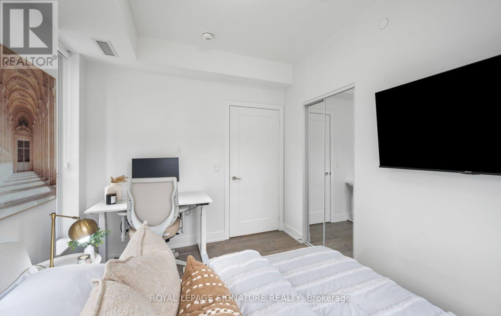 TH07- 9 Mabelle Avenue, Toronto, ON photo 44