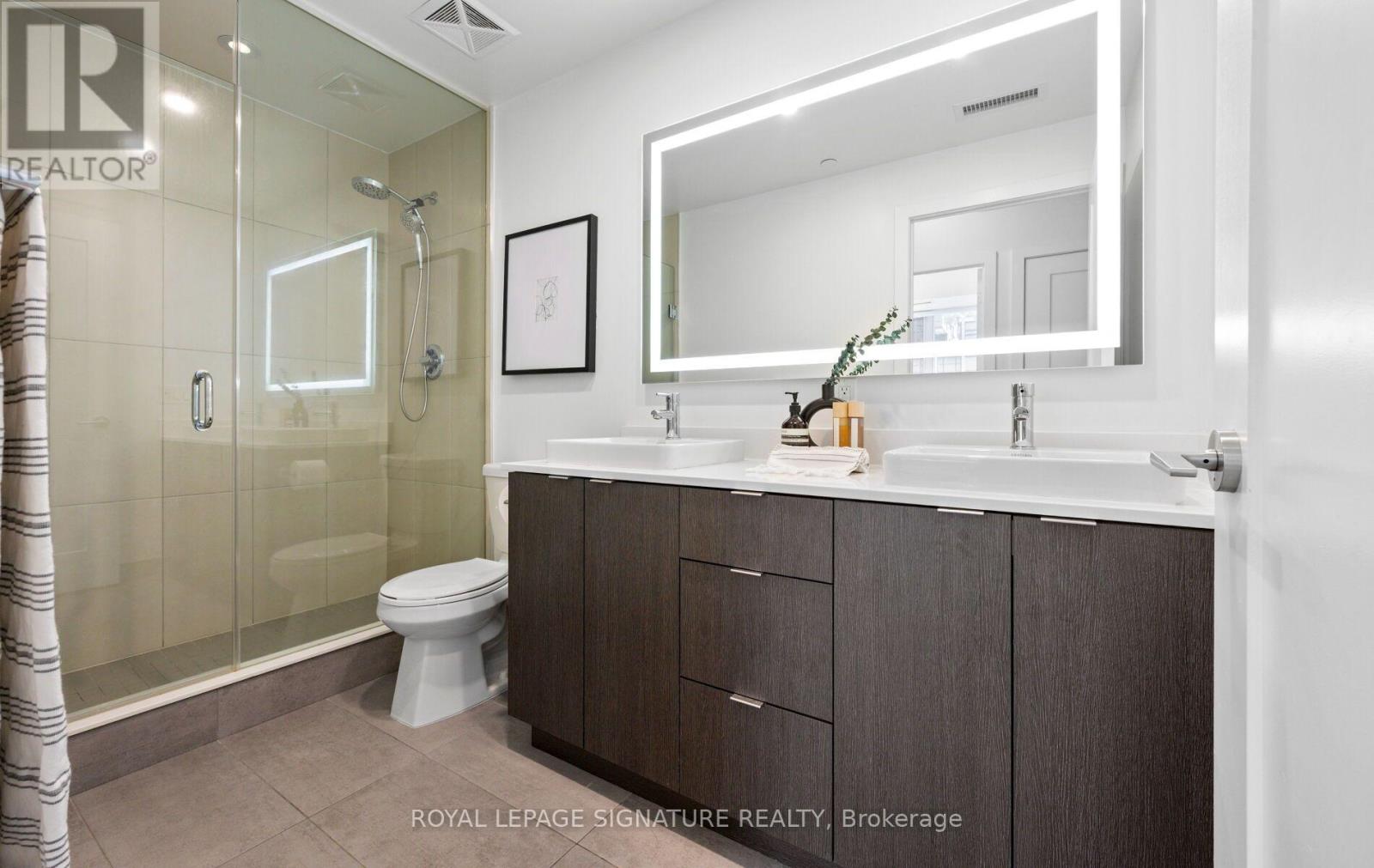 TH07- 9 Mabelle Avenue, Toronto, ON photo 45