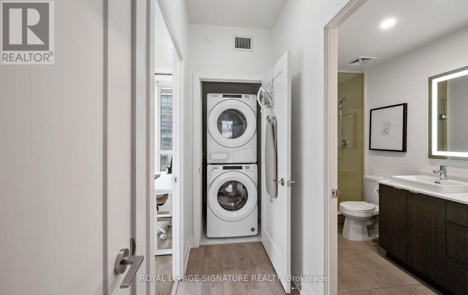 TH07- 9 Mabelle Avenue, Toronto, ON photo 49