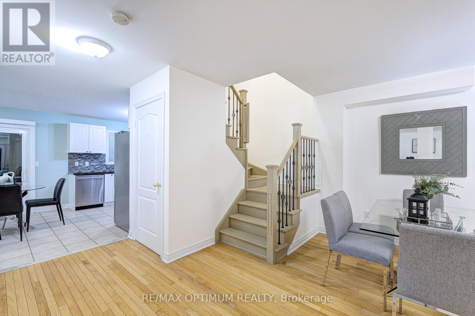 1829 Samuelson Circle, Mississauga, ON photo 13