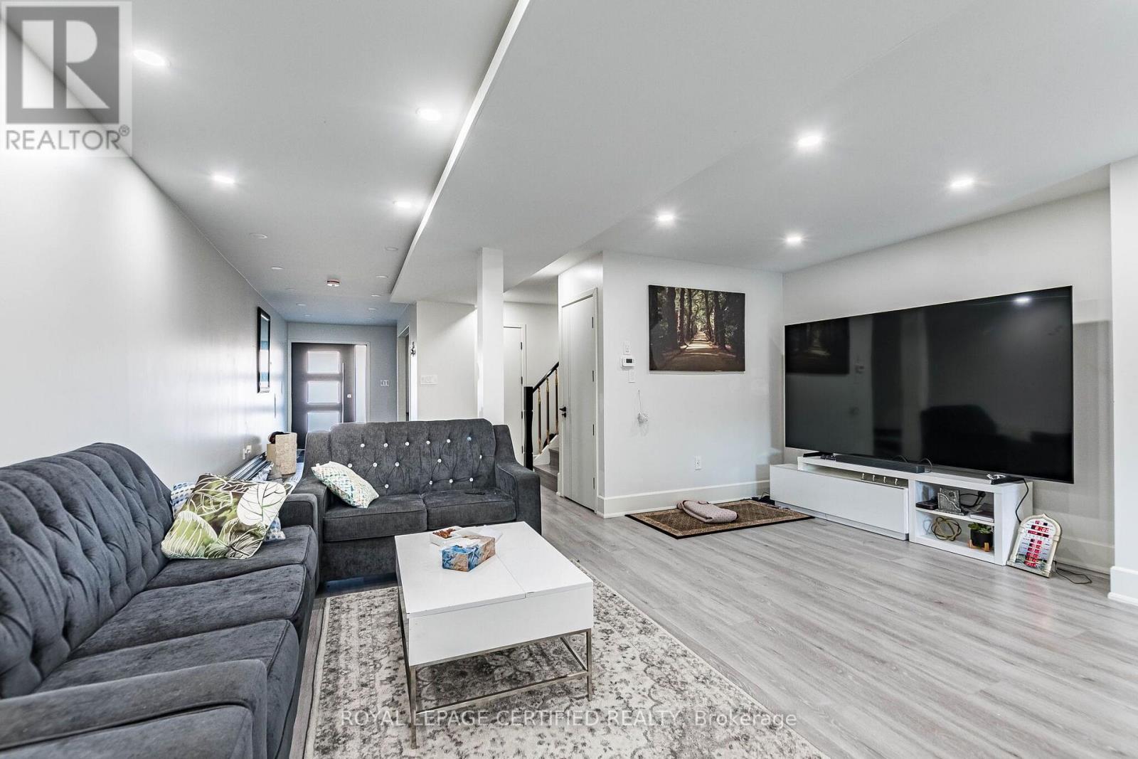 4024 BISHOPSTOKE LANE - 23