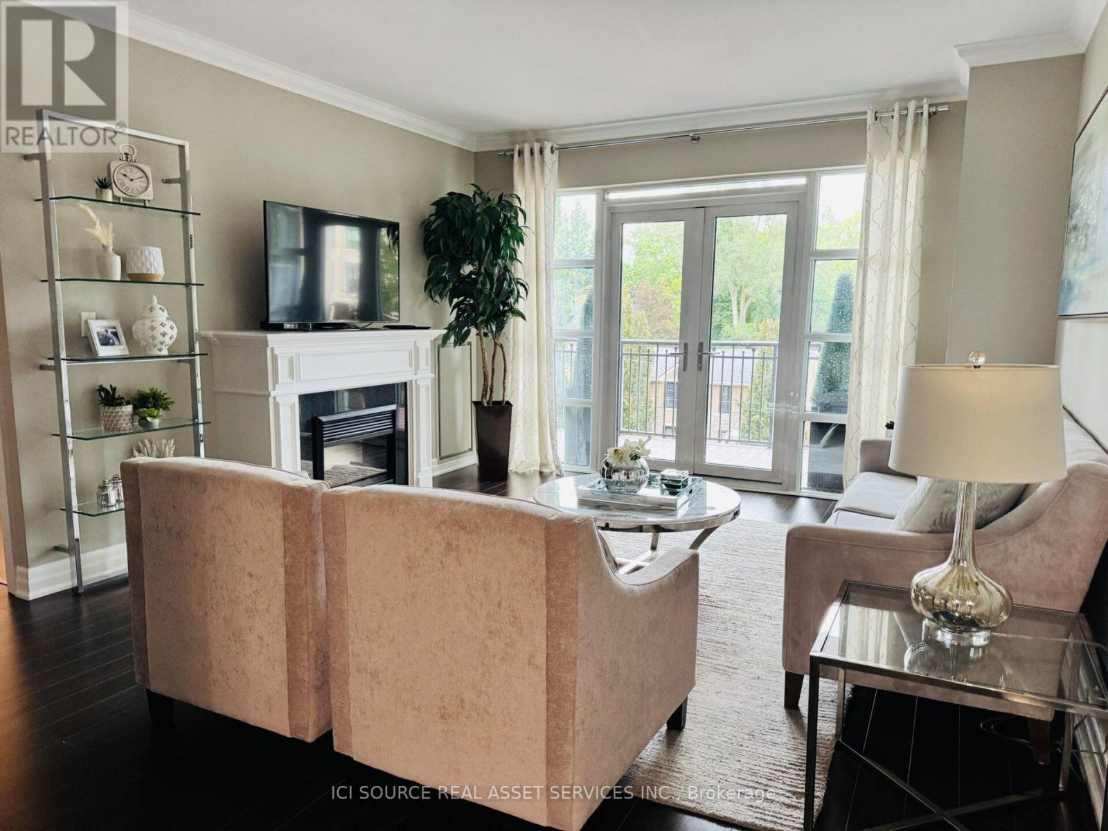 #515 2855 BLOOR STREET W - 13