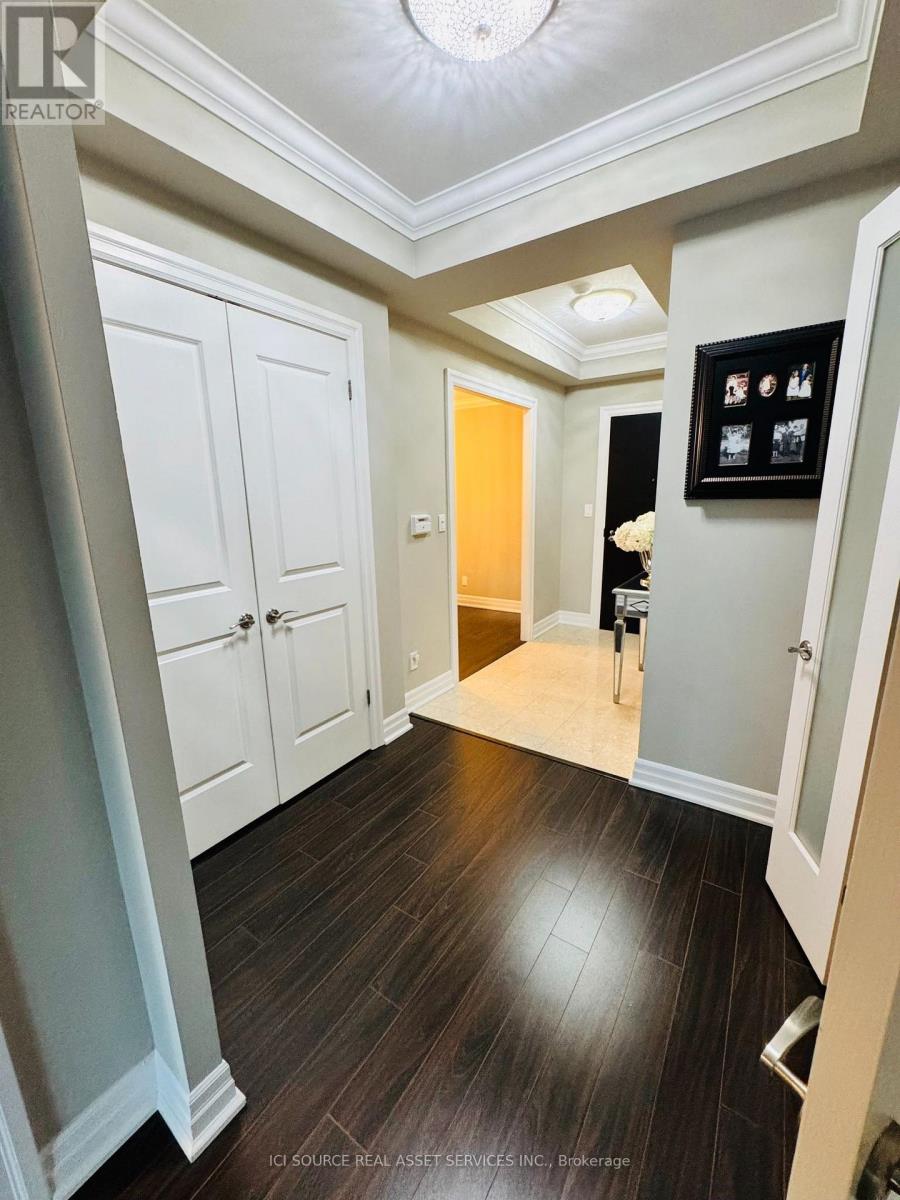 515- 2855 Bloor Street West, Toronto, ON photo 4