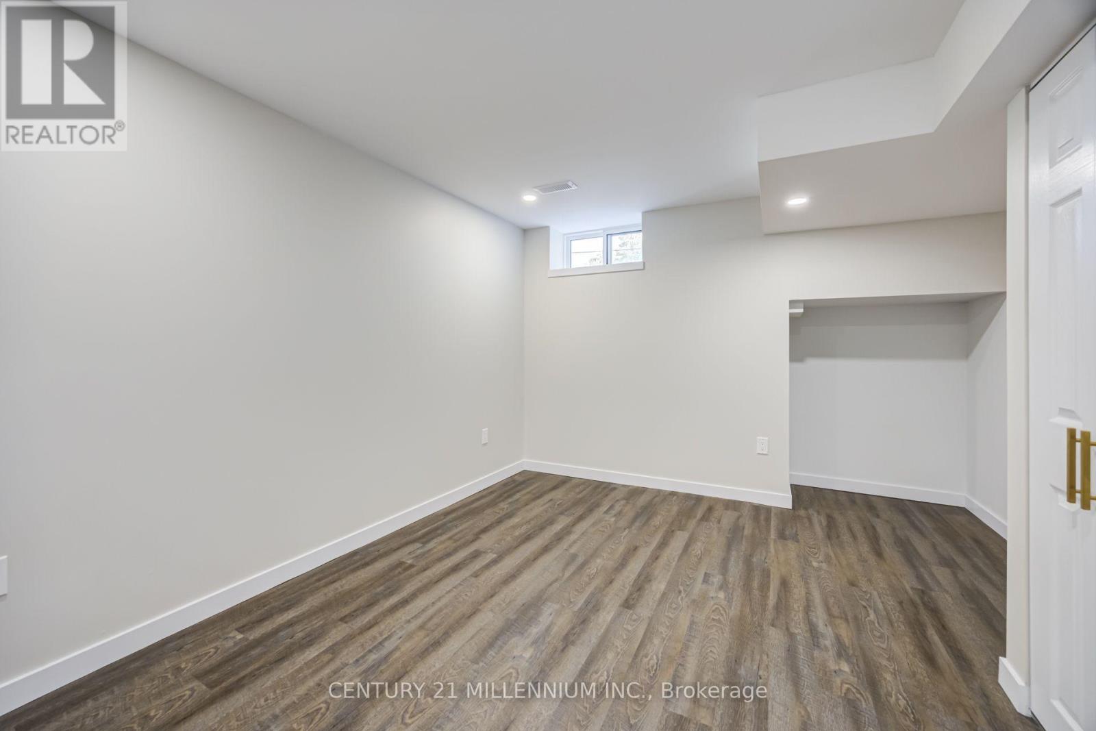 18 Leneck Avenue — photo 17