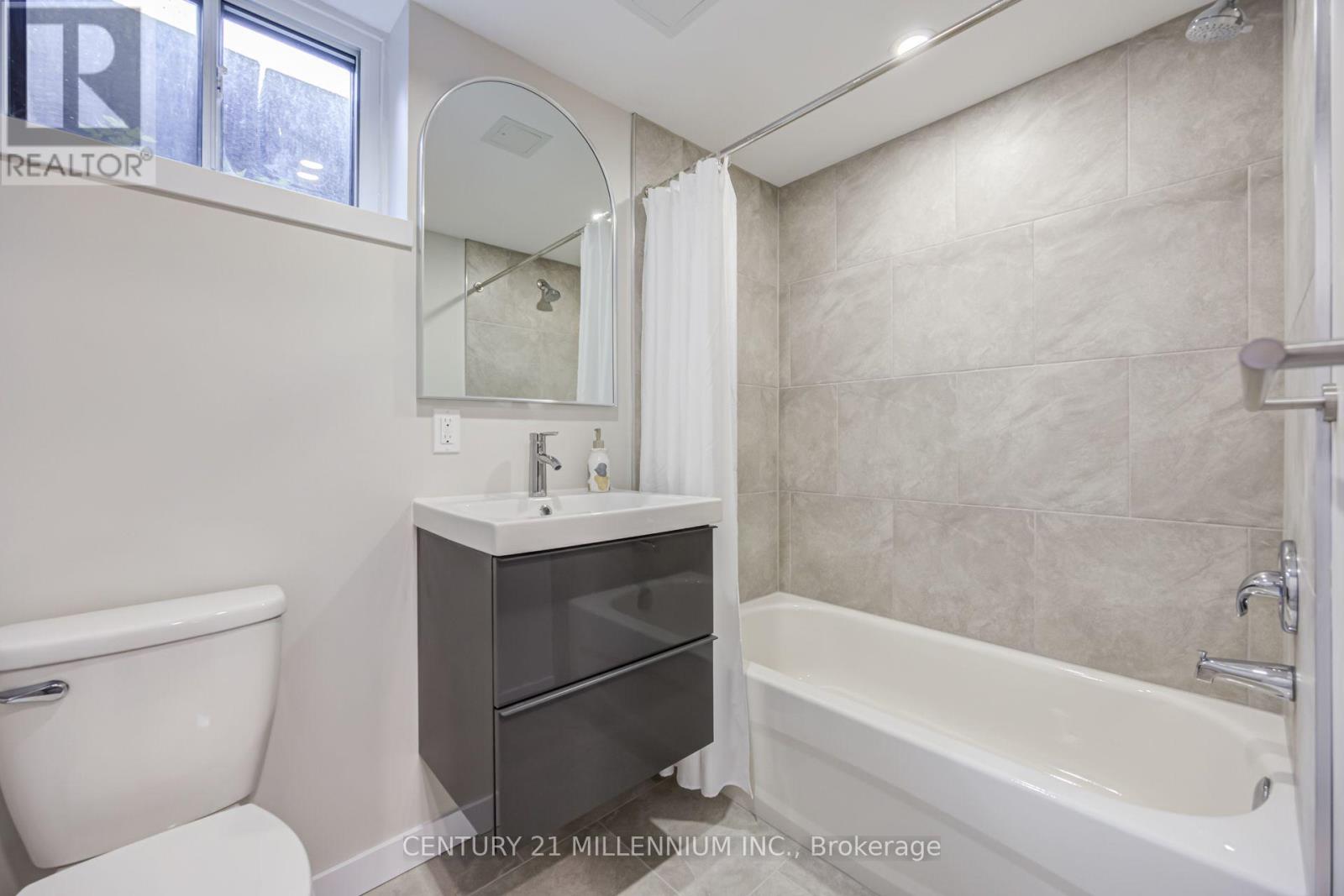 18 Leneck Avenue — photo 19