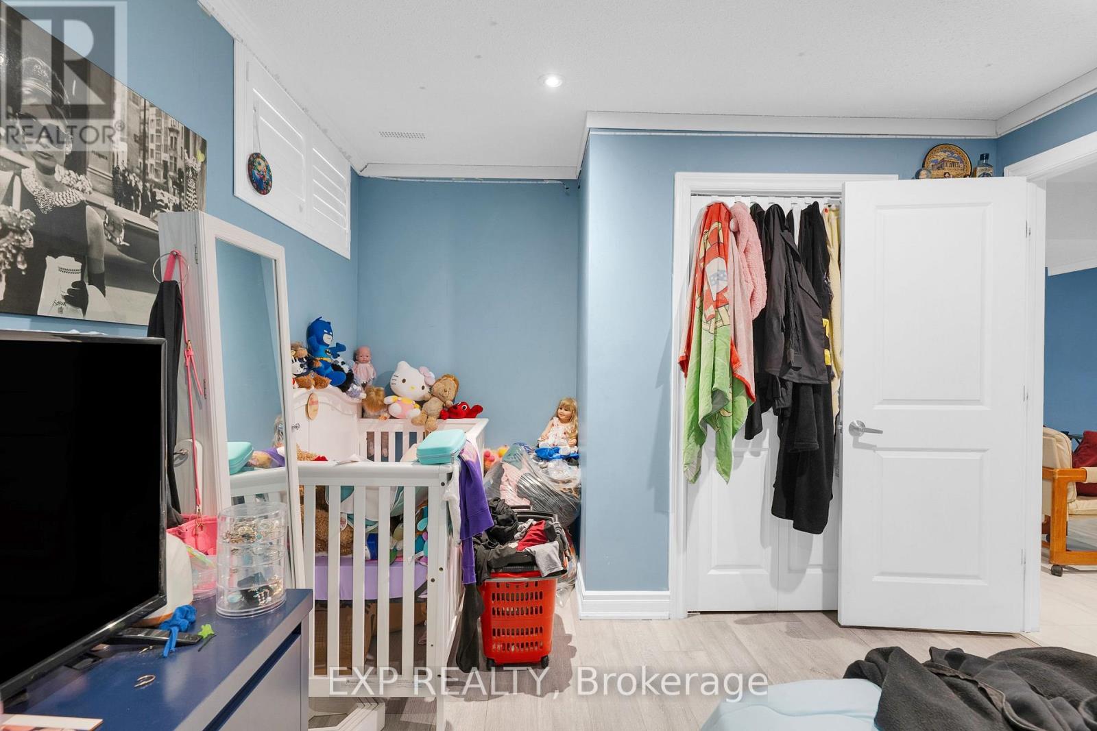 593A Scarlett Road North, Toronto, ON photo 34