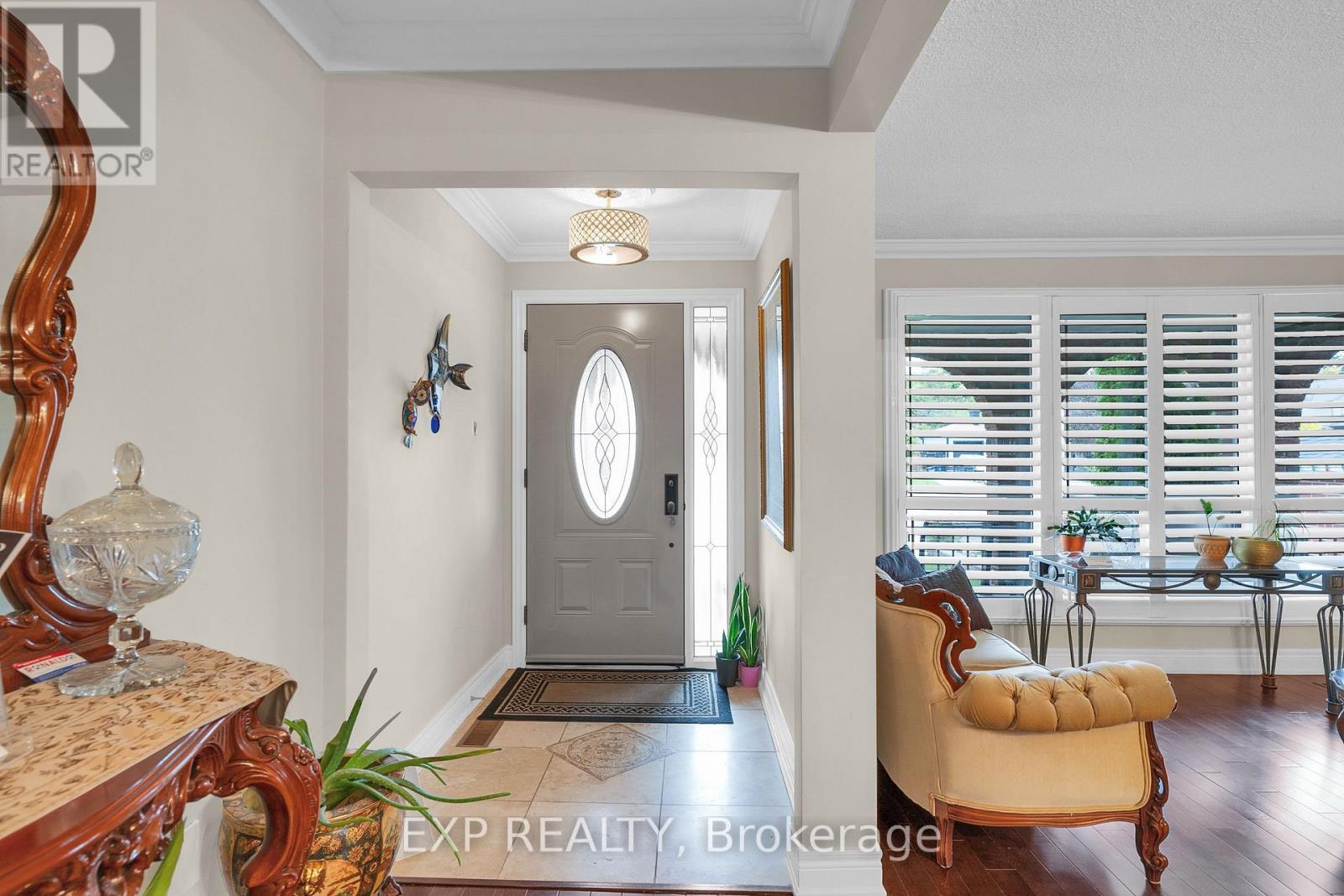 593A Scarlett Road North, Toronto, ON photo 6