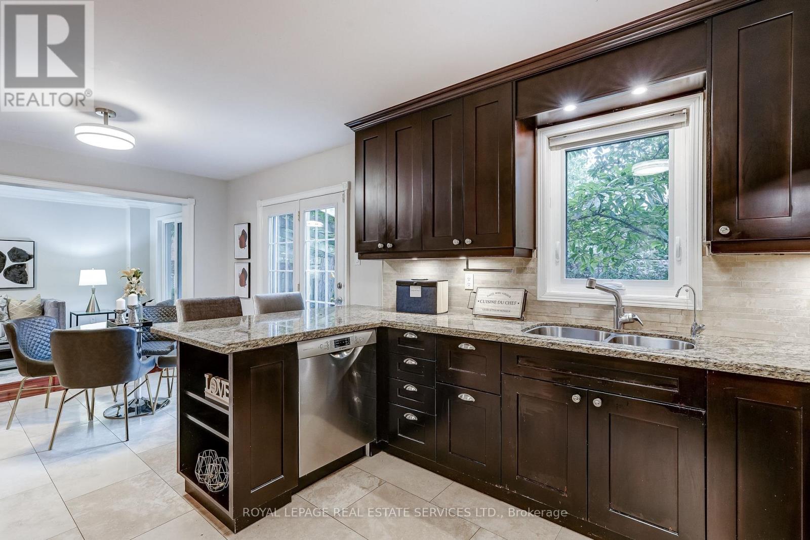 3119 Dover Crescent, Mississauga, ON photo 11