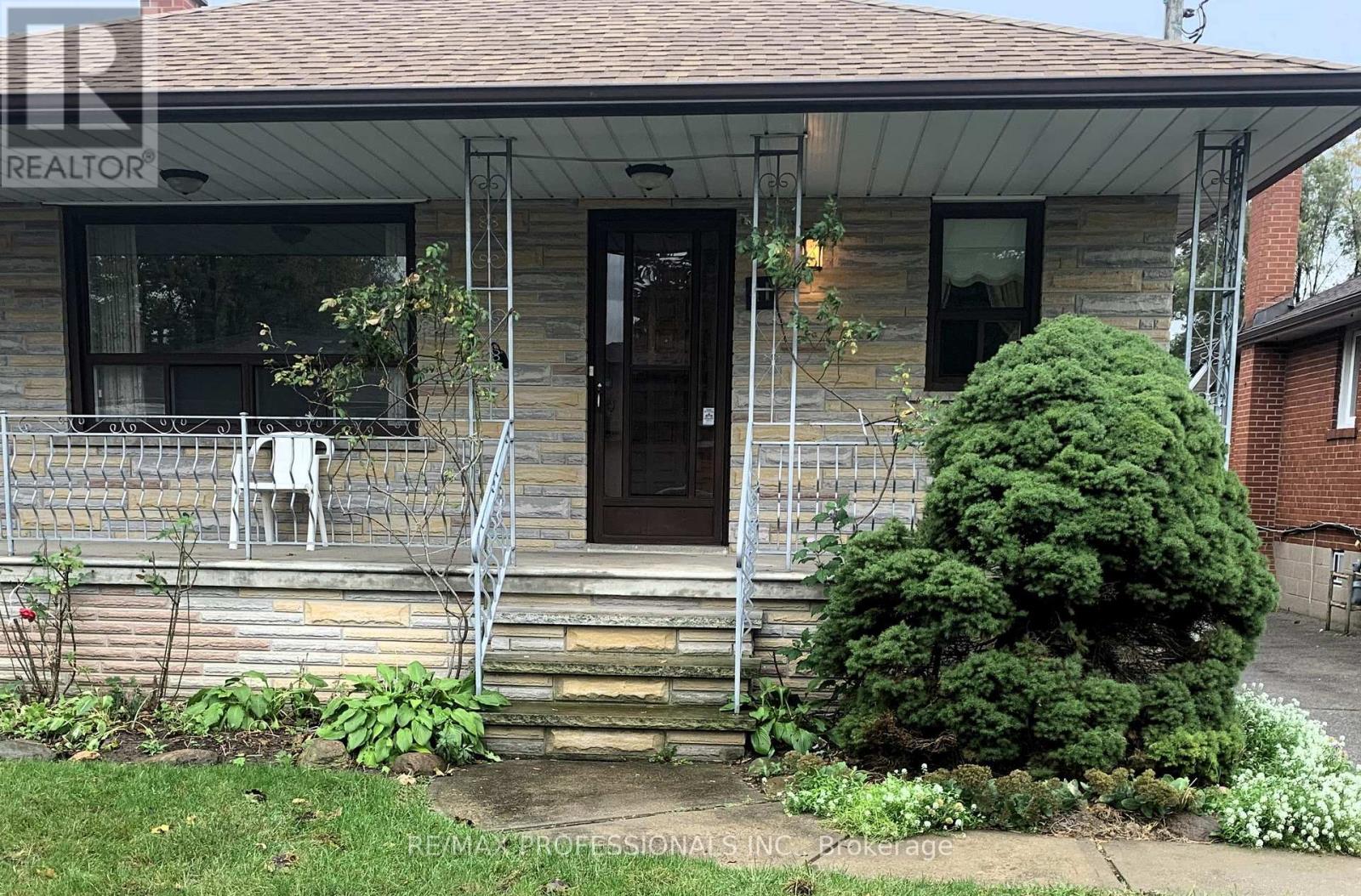 41 Stanmills Road, Toronto, ON photo 2