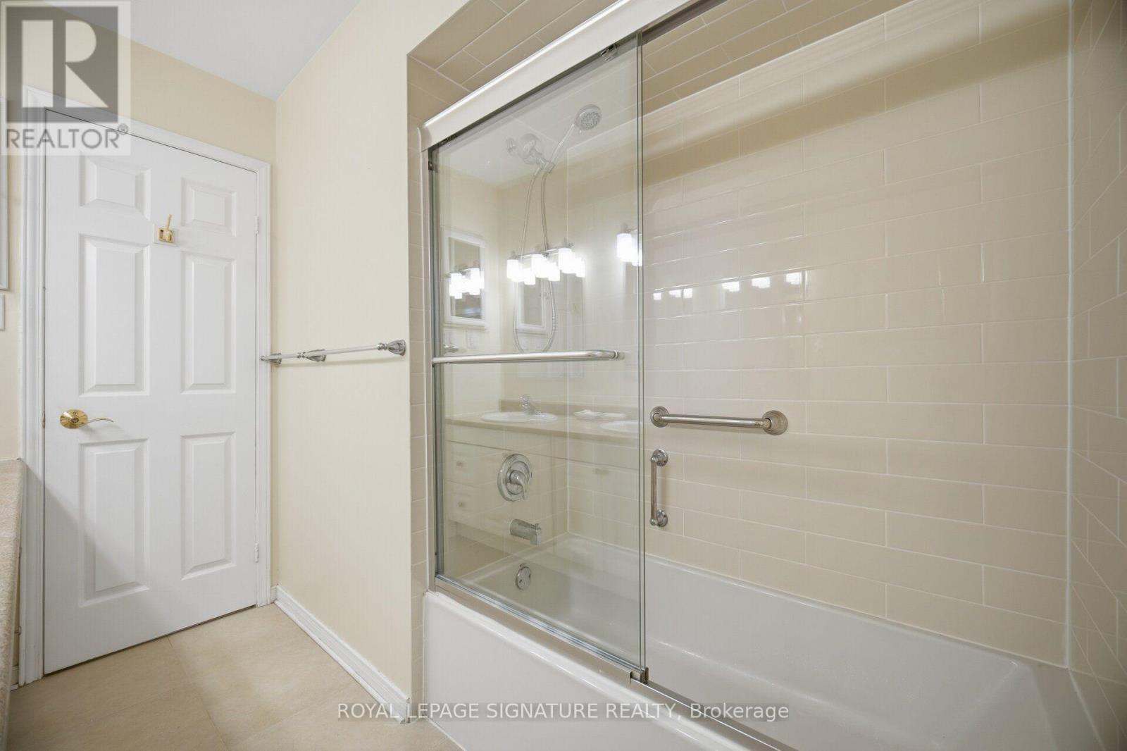 4200 Greybrook Crescent, Mississauga, ON photo 28