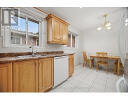 Foyer - 4200 Greybrook Crescent, Mississauga, ON L4W3G6 Photo 11