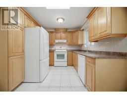 Family room - 4200 Greybrook Crescent, Mississauga, ON L4W3G6 Photo 9