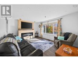 Family room - 3343 Highway 311, Nuttby, NS B6L6H8 Photo 9