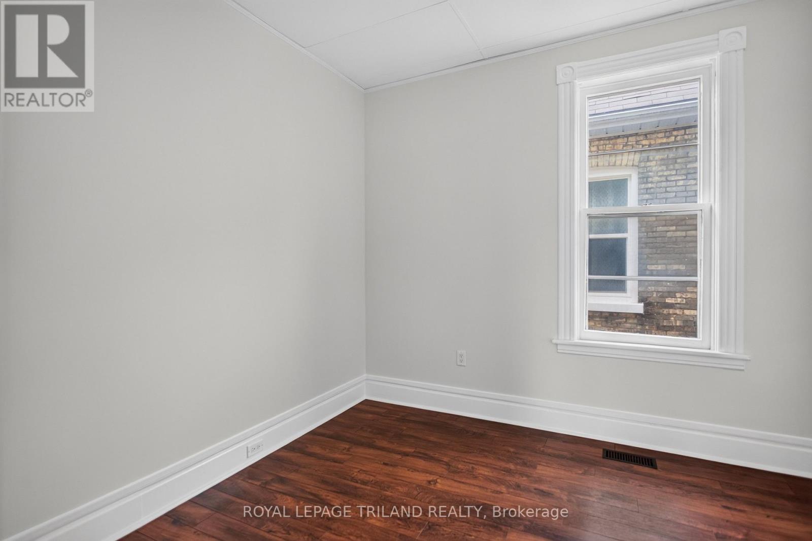 2.5 Antrim Street — photo 22