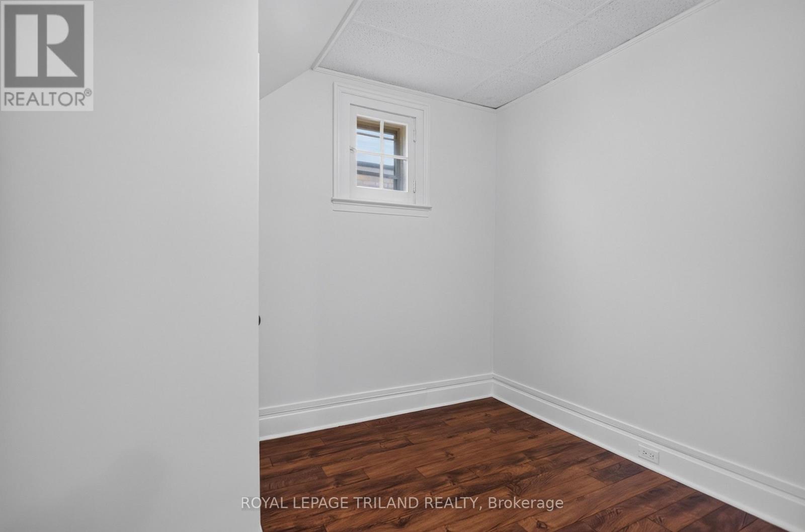 2.5 ANTRIM STREET - 19