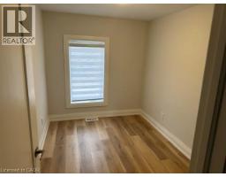 Eat in kitchen - 197 Ferguson Avenue S, Hamilton, ON L8N2N2 Photo 7
