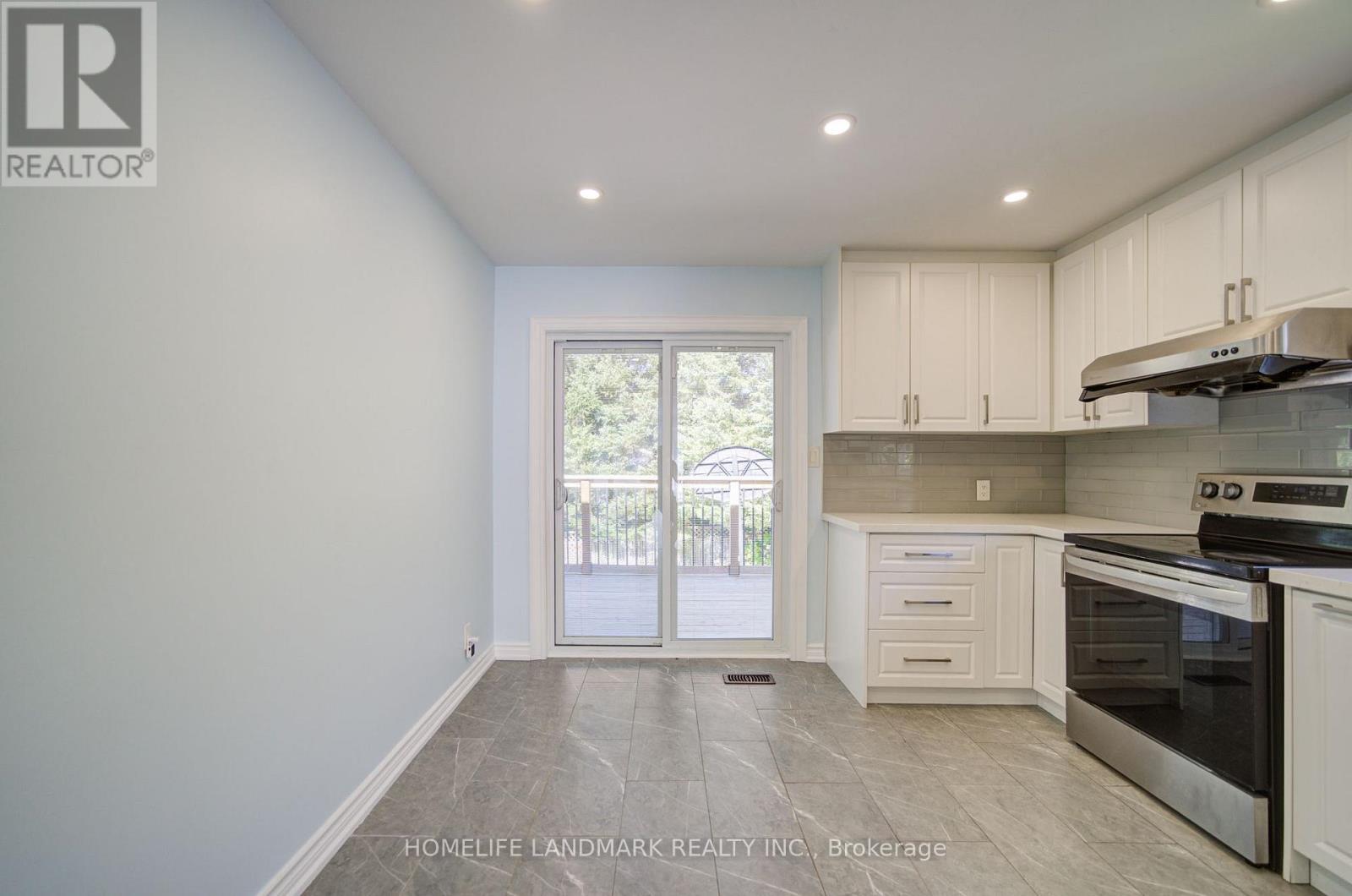 19 SOUTHDALE Drive, Huntsville, ON photo 13