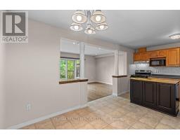 Bathroom - 292 Briarmeadow Drive, Kitchener, ON N2A4L1 Photo 9