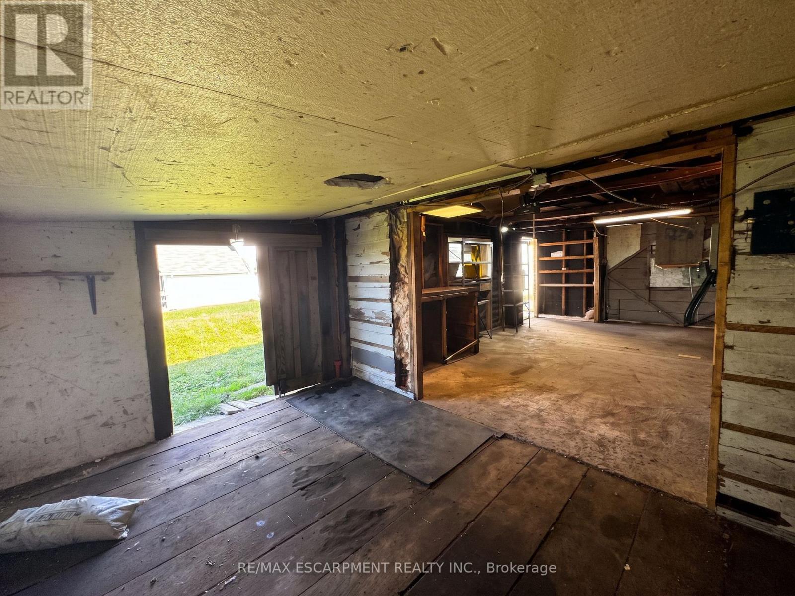 233 Talbot Street, Norfolk, ON photo 22