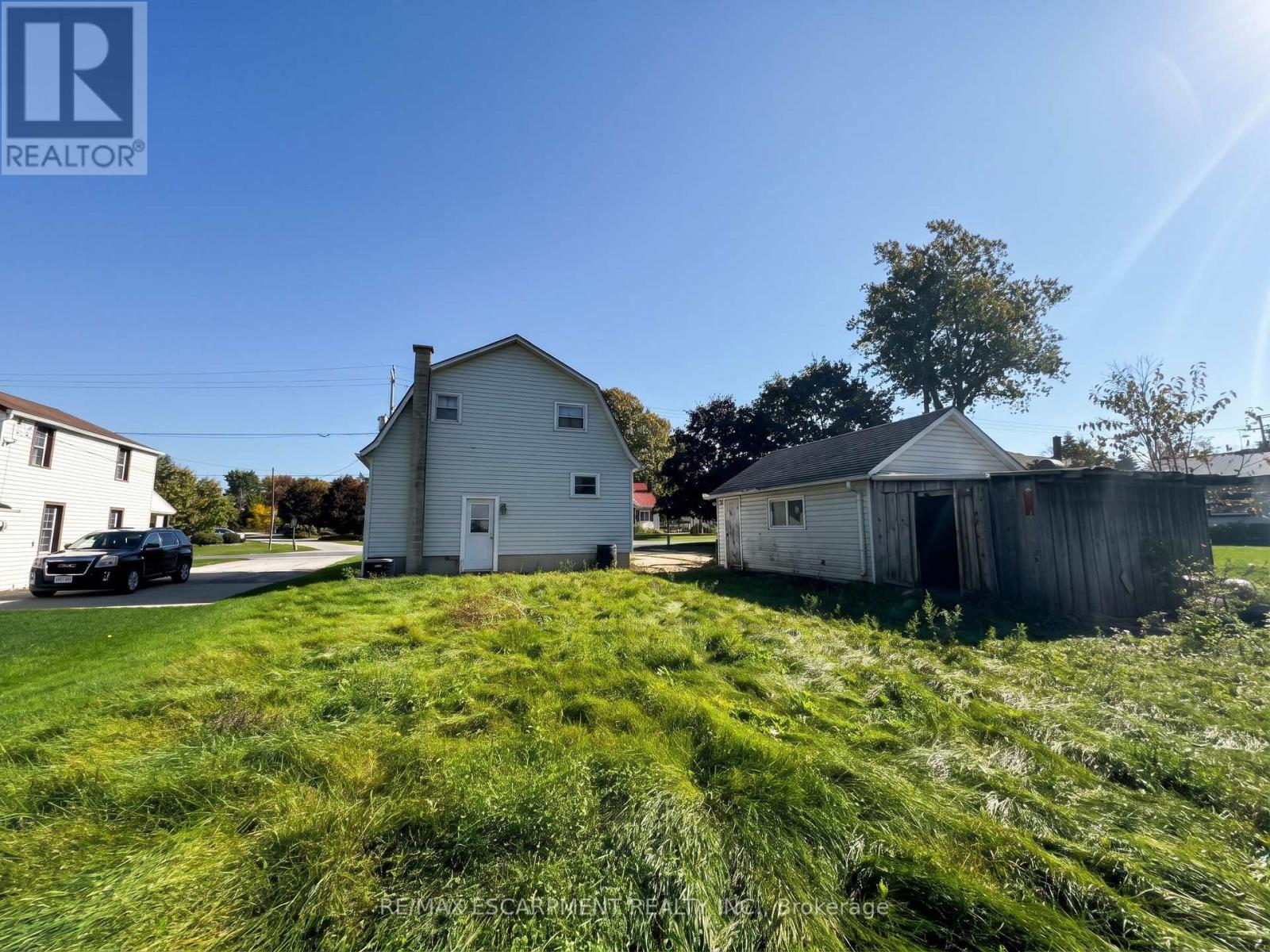 233 TALBOT STREET - 24